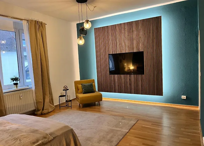 Erfbnb - 40Qm Apartment Mit Kueche, Bad, Schlaf-Wohnzimmer In Erfurt Sued - Stadnah- Neu